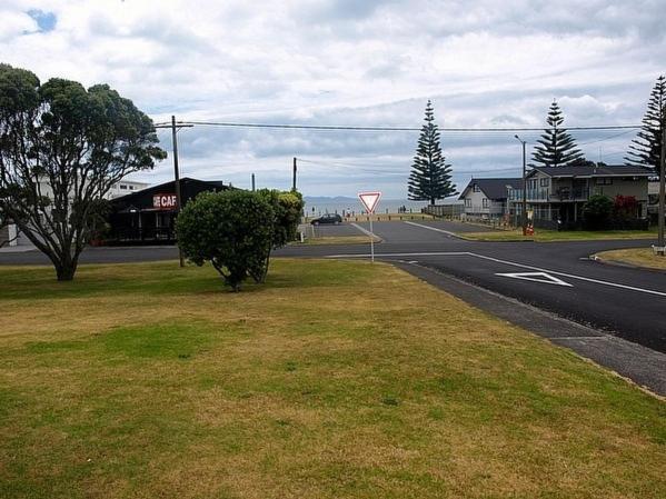 Waihi Beach Break - Waihi Beach Bach Exterior photo